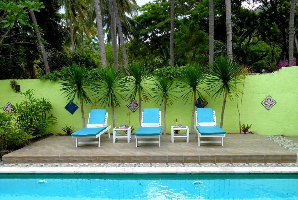 Lazy Monkey Hotel Senggigi Exterior photo